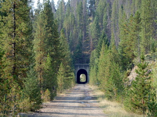 GDMBR: A railroad tunnel.